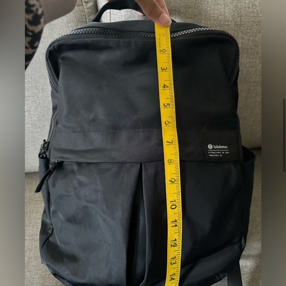 Lululemon Everyday backpack black - Picture 5 of 10